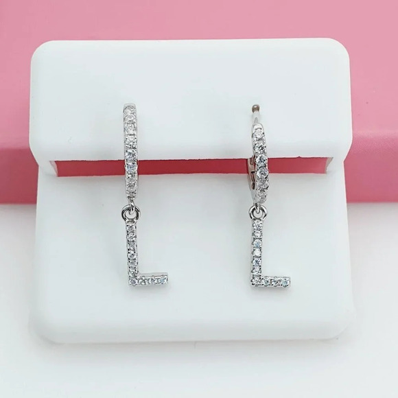 - 925 Sterling Silver Cubic Zirconia Earrings U19254410